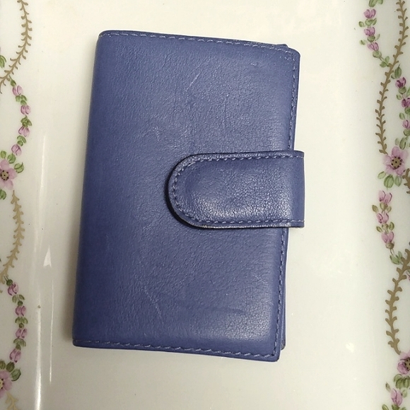 Hugo Bosca Blue Leather Key Chain - Picture 1 of 9